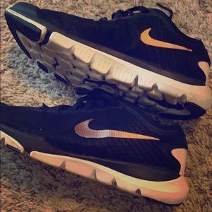 Nike Flex TR Black and Rose Gold Sneaker Shoe